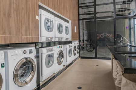 Apartamento para alugar com 85m², 2 quartos e 1 vaga Apartamento para alugar com 85m², 2 quartos e 1 vagaÁrea Comum - Lavanderia