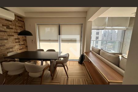 Sala/cozinha de apartamento para alugar com 2 quartos, 85m² em Vila Cordeiro, São Paulo