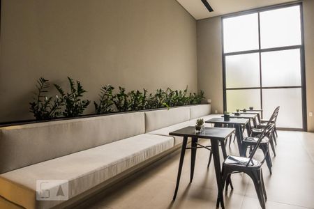 Apartamento para alugar com 85m², 2 quartos e 1 vaga Apartamento para alugar com 85m², 2 quartos e 1 vagaÁrea Comum