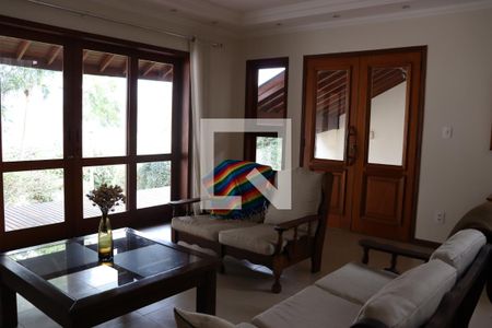 Sala de casa para alugar com 3 quartos, 240m² em Jardim Sorirama (sousas), Campinas
