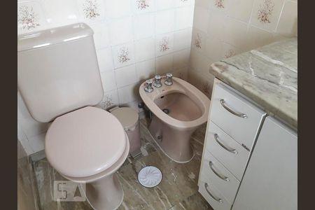 Banheiro Social de apartamento à venda com 3 quartos, 92m² em Indianópolis, São Paulo
