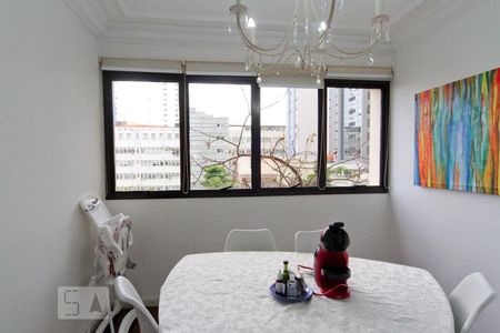 Apartamento à venda com 260m², 4 quartos e 4 vagas Apartamento à venda com 260m², 4 quartos e 4 vagasCopa
