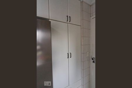 Apartamento à venda com 260m², 4 quartos e 4 vagas Apartamento à venda com 260m², 4 quartos e 4 vagasÁrea de Serviço