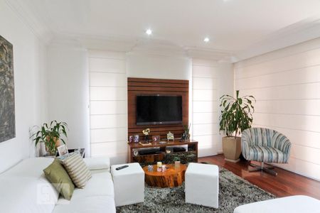 Apartamento à venda com 260m², 4 quartos e 4 vagas Apartamento à venda com 260m², 4 quartos e 4 vagasSala