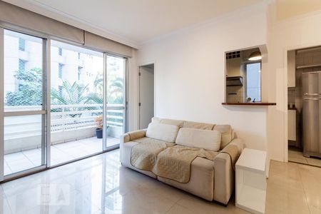 Sala de apartamento para alugar com 2 quartos, 80m² em Indianópolis, São Paulo