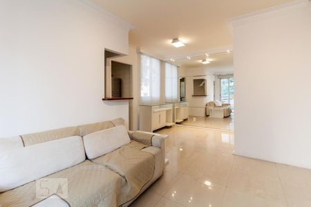 Sala de apartamento para alugar com 2 quartos, 80m² em Indianópolis, São Paulo