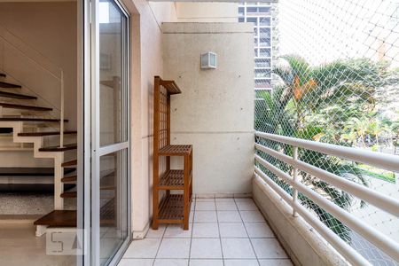 Varanda de apartamento para alugar com 2 quartos, 80m² em Indianópolis, São Paulo