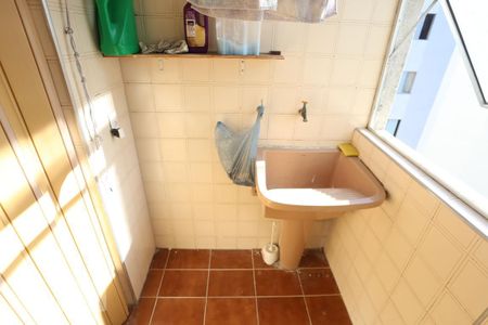 Apartamento à venda com 71m², 3 quartos e 1 vagaÁrea de Serviço