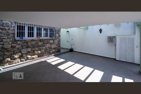 Casa à venda com 260m², 3 quartos e 2 vagasGaragem