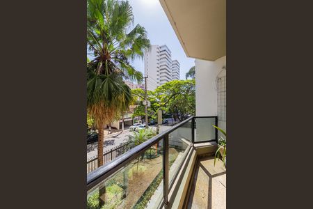 Apartamento à venda com 171m², 3 quartos e 2 vagasVaranda