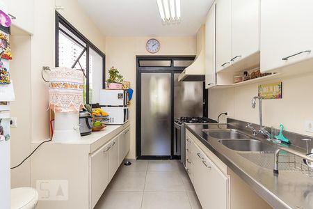 Apartamento à venda com 171m², 3 quartos e 2 vagasCozinha