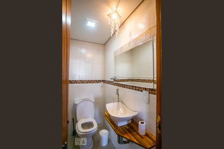 Apartamento à venda com 198m², 2 quartos e 2 vagas Apartamento à venda com 198m², 2 quartos e 2 vagasLavabo