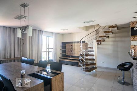 Apartamento à venda com 198m², 2 quartos e 2 vagas Apartamento à venda com 198m², 2 quartos e 2 vagasSala