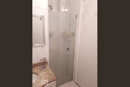 Apartamento à venda com 190m², 3 quartos e 1 vaga Apartamento à venda com 190m², 3 quartos e 1 vagaBanheiro Social
