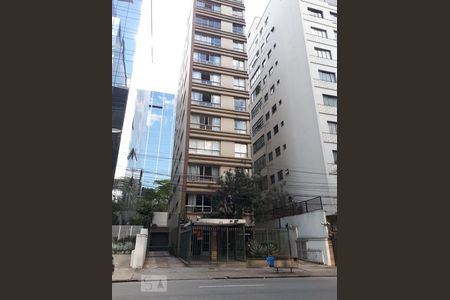 Apartamento à venda com 190m², 3 quartos e 1 vaga Apartamento à venda com 190m², 3 quartos e 1 vagaFachada