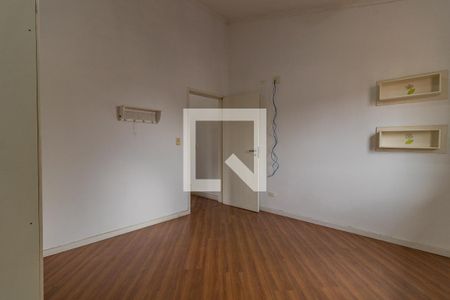 Casa à venda com 149m², 3 quartos e 3 vagasSuíte 2