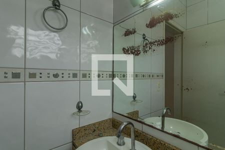 Casa à venda com 149m², 3 quartos e 3 vagasBanheiro da Suíte 2