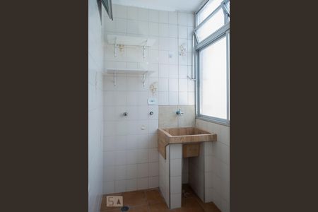 Apartamento à venda com 53m², 1 quarto e sem vaga Apartamento à venda com 53m², 1 quarto e sem vagaÁREA DE SERVIÇO
