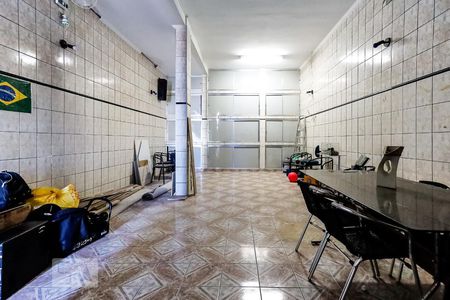 Casa à venda com 227m², 3 quartos e 2 vagas Casa à venda com 227m², 3 quartos e 2 vagasSalão de Festas