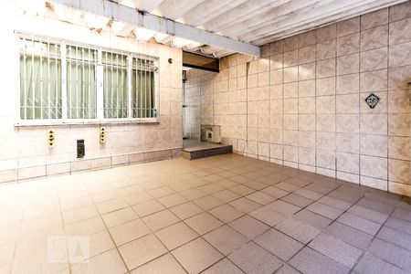 Casa à venda com 227m², 3 quartos e 2 vagas Casa à venda com 227m², 3 quartos e 2 vagasGaragem