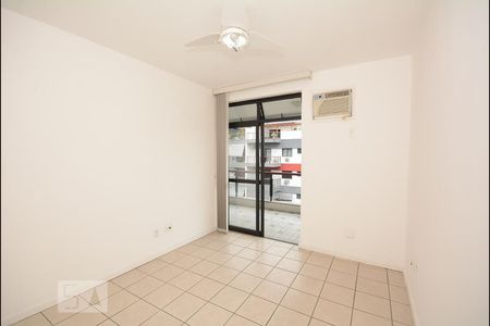 Apartamento à venda com 166m², 4 quartos e 2 vagasQuarto 1