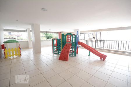 Apartamento à venda com 166m², 4 quartos e 2 vagasÁrea Comum - Playground