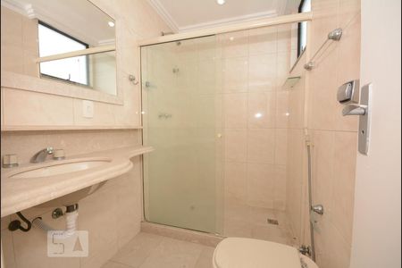 Apartamento à venda com 166m², 4 quartos e 2 vagasBanheiro Suíte 2