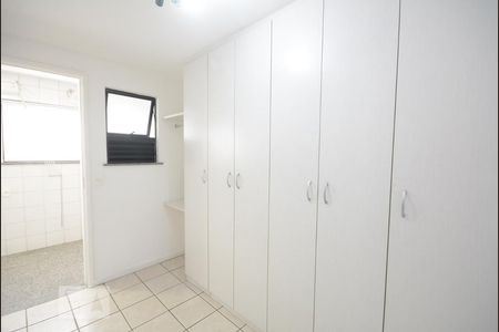 Apartamento à venda com 166m², 4 quartos e 2 vagasQuarto de Serviço