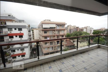 Apartamento à venda com 166m², 4 quartos e 2 vagasQuarto 1 - Vista Acesso Varanda 1