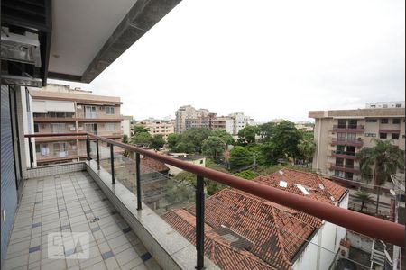 Apartamento à venda com 166m², 4 quartos e 2 vagasVaranda 2