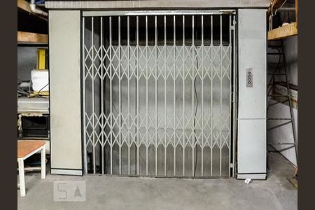 Elevador de casa à venda com 1 quarto, 510m² em Parque Mamede, Diadema