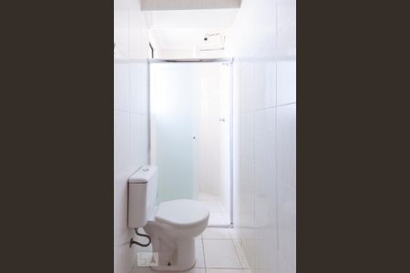 banheiro de apartamento para alugar com 2 quartos, 68m² em Mansões Santo Antônio, Campinas