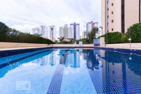 Apartamento para alugar com 68m², 2 quartos e 1 vagaÁrea comum - Piscina