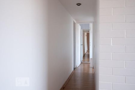 Corredor de apartamento para alugar com 2 quartos, 75m² em Vila Isabel, Rio de Janeiro