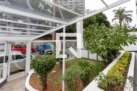 Apartamento à venda com 129m², 1 quarto e 3 vagas Apartamento à venda com 129m², 1 quarto e 3 vagasPortaria