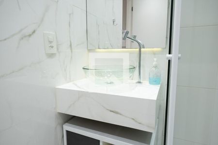 Banheiro de kitnet/studio à venda com 1 quarto, 28m² em Mirandópolis, São Paulo