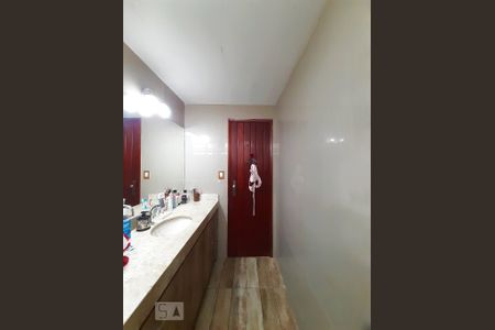 Casa para alugar com 200m², 3 quartos e sem vaga Casa para alugar com 200m², 3 quartos e sem vagaBanheiro Social