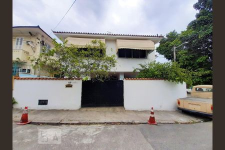 Fachada de casa para alugar com 3 quartos, 200m² em Higienópolis, Rio de Janeiro