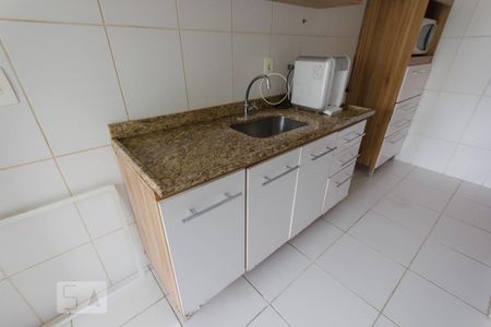 Apartamento à venda com 66m², 2 quartos e 1 vagaCozinha e Área de Serviço