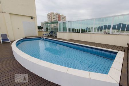 Apartamento à venda com 66m², 2 quartos e 1 vagaPiscina