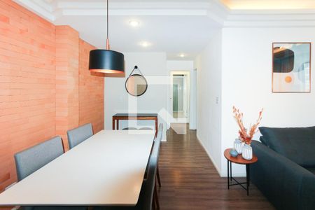 Sala de apartamento à venda com 2 quartos, 83m² em Vila Nova Conceição, São Paulo