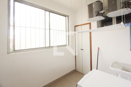 Apartamento à venda com 83m², 2 quartos e 1 vagaÁrea de Serviço