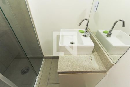 Banheiro de apartamento à venda com 2 quartos, 83m² em Vila Nova Conceição, São Paulo