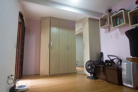 Quarto 1 de casa para alugar com 3 quartos, 230m² em Cipava, Osasco