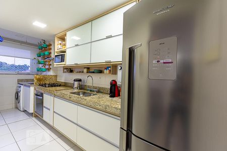 Apartamento à venda com 70m², 2 quartos e 1 vaga Apartamento à venda com 70m², 2 quartos e 1 vagaCozinha