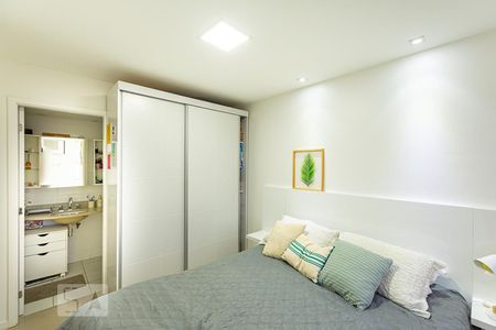 Apartamento à venda com 70m², 2 quartos e 1 vaga Apartamento à venda com 70m², 2 quartos e 1 vagaSuite