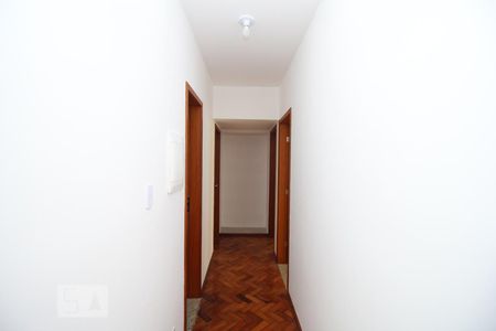 Corredor de apartamento para alugar com 3 quartos, 103m² em Humaitá, Rio de Janeiro