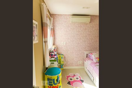 Quarto de apartamento para alugar com 2 quartos, 80m² em Jardim Dom Bosco, São Paulo