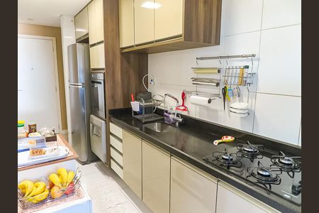 Cozinha de apartamento para alugar com 2 quartos, 80m² em Jardim Dom Bosco, São Paulo