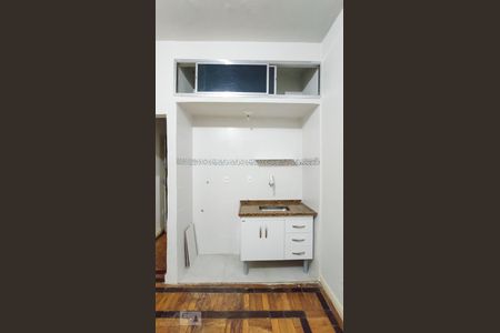 Cozinha de kitnet/studio para alugar com 1 quarto, 25m² em Centro, Rio de Janeiro